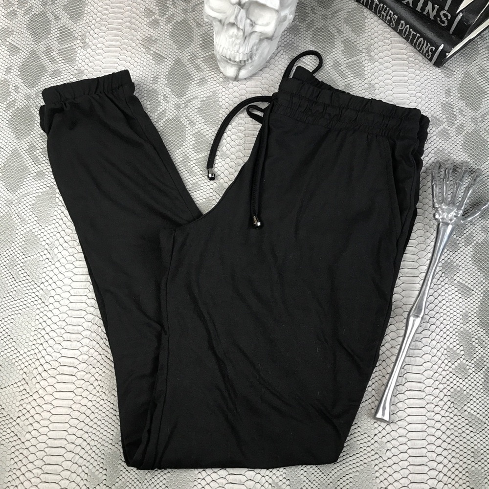Butter Soft Black Joggers w pockets - Picture 1 of 3